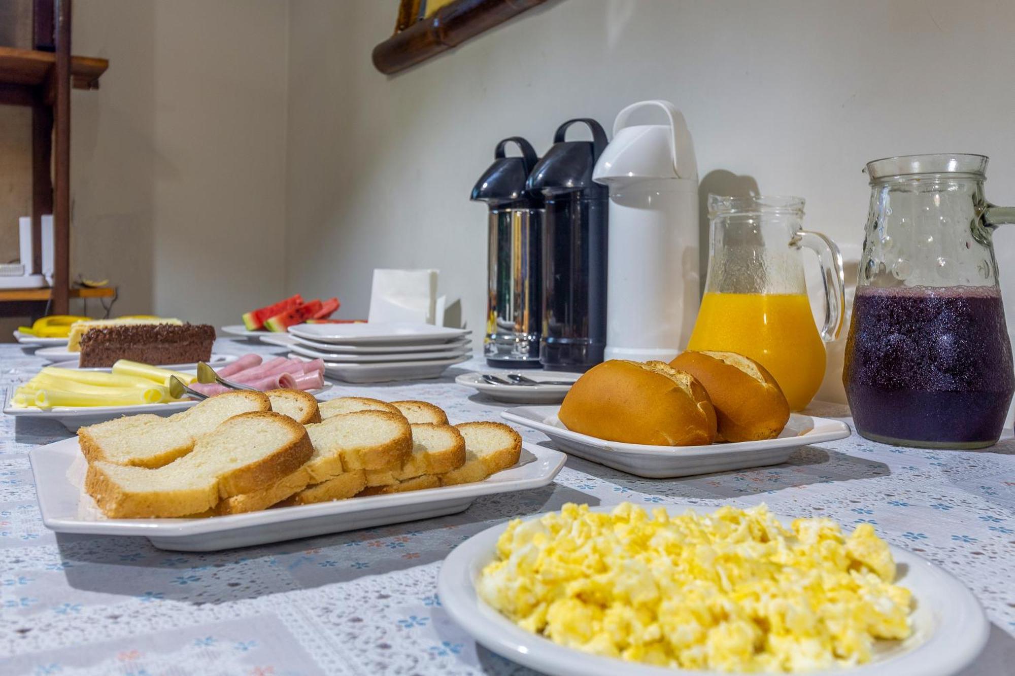 Alojamento de Acomodação e Pequeno-almoço 4 Anjinhos